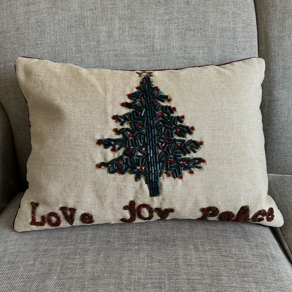 Christmas Holiday Festive Pillow - NEW